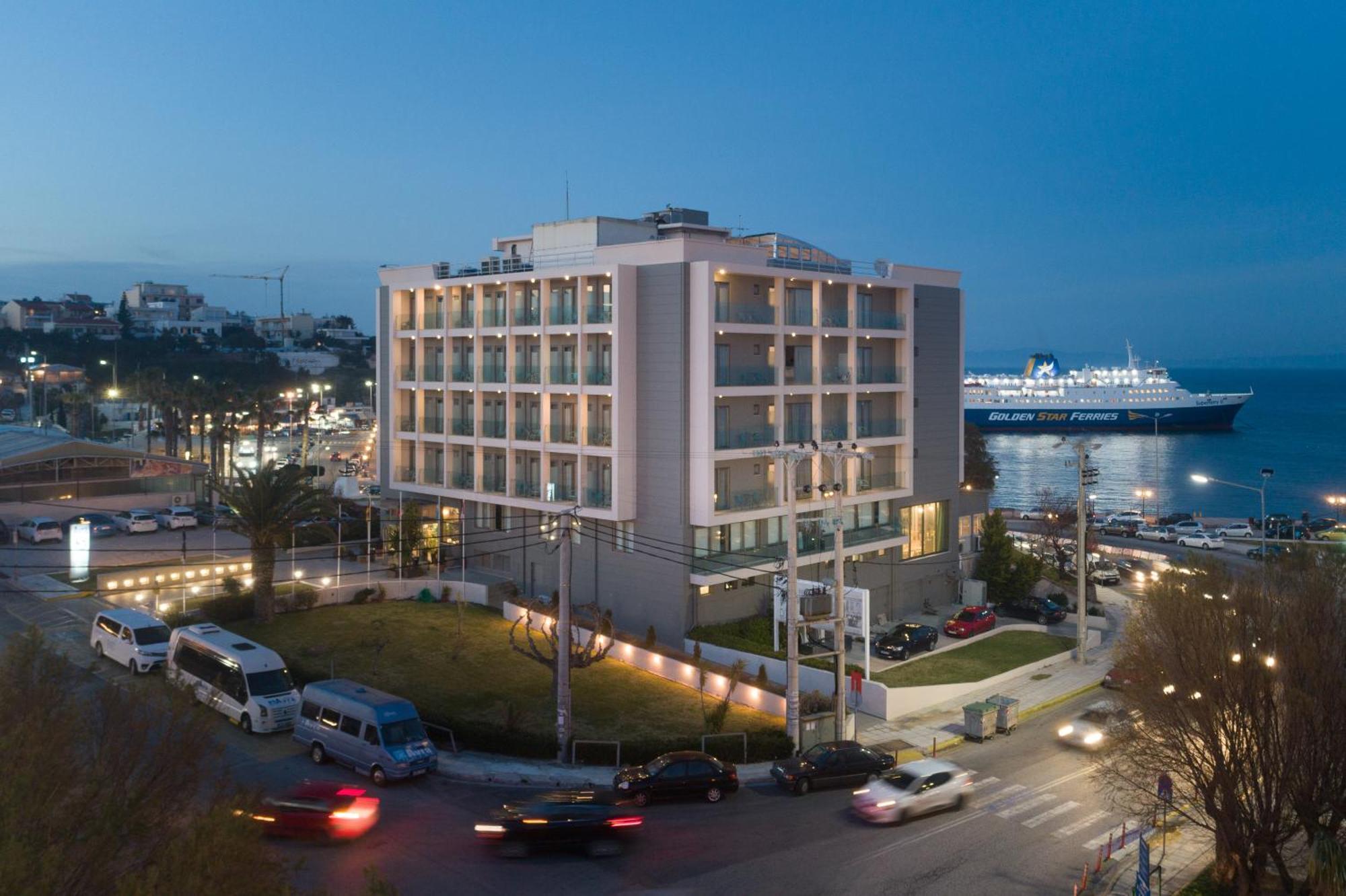 Hotel Avra 4*