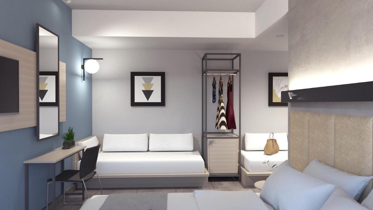 Hotel Avra