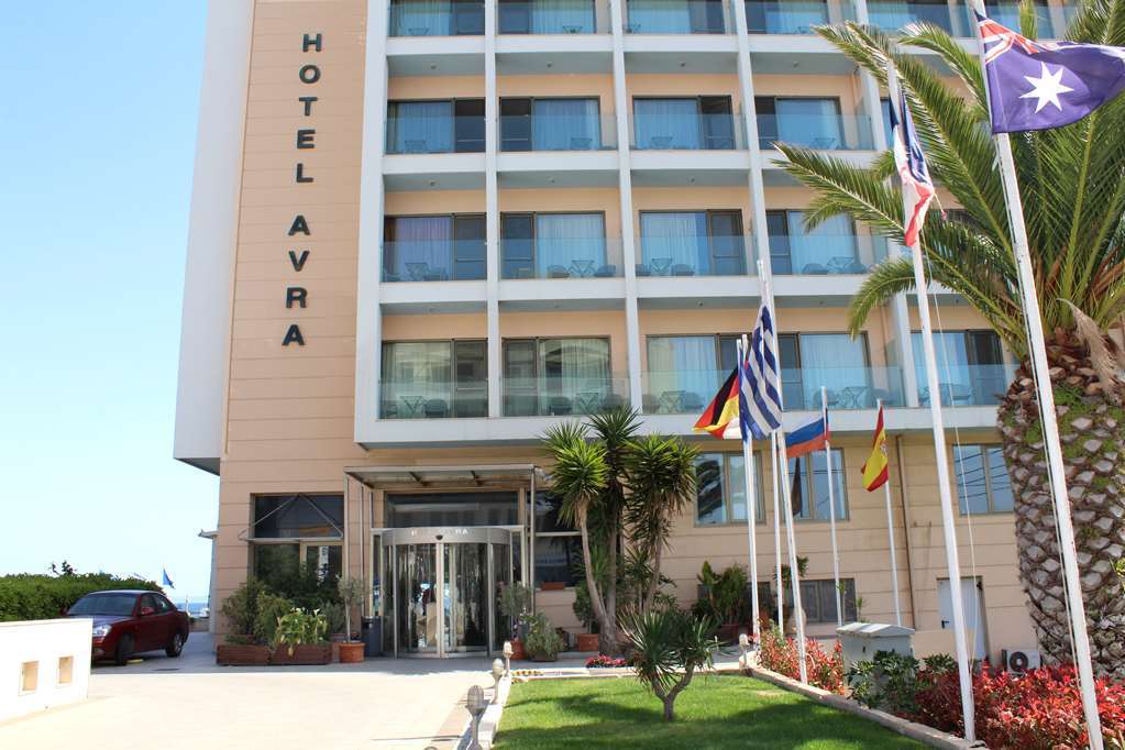 Avra Hotel 4*
