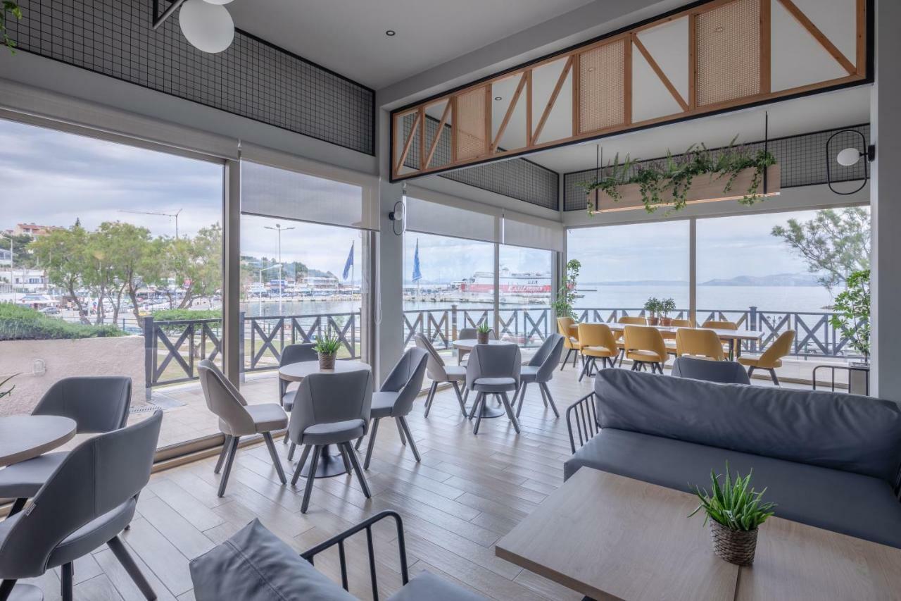 Avra Hotel 4*