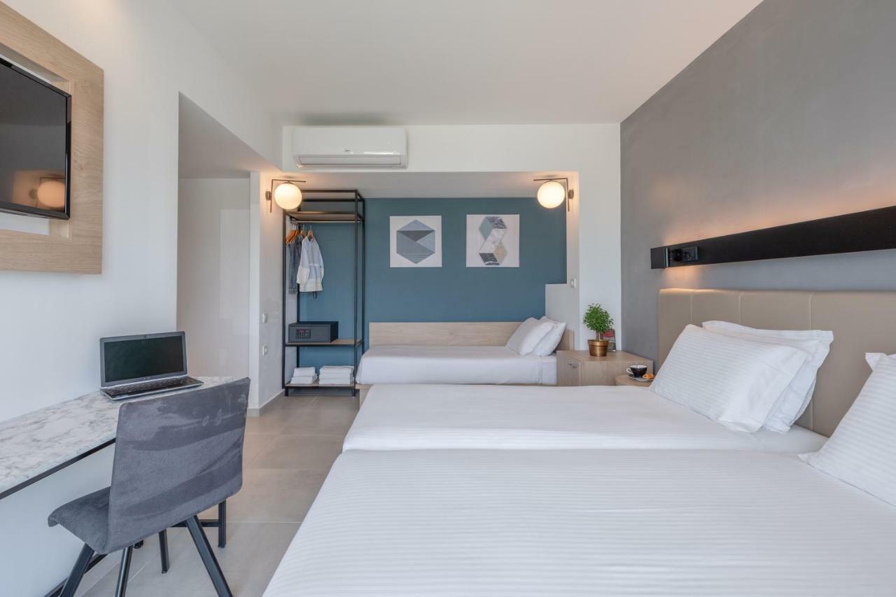 Avra Hotel 4*